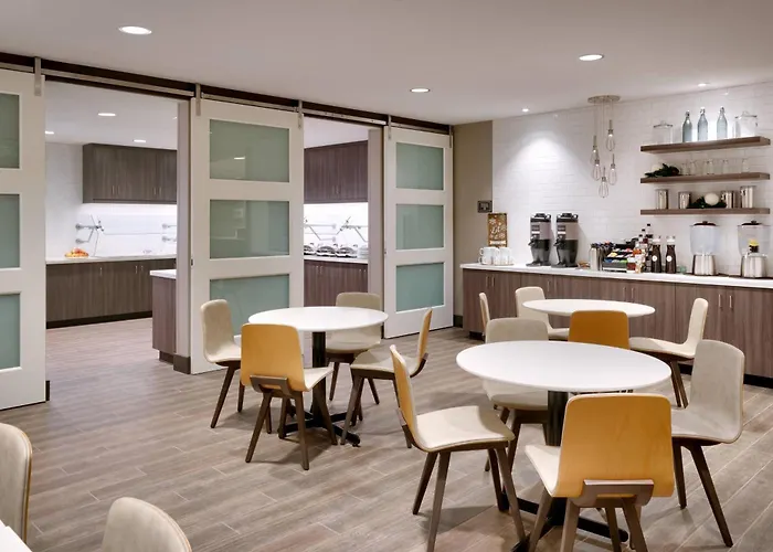 Hotel By Marriott Phoenix West/avondale 3*