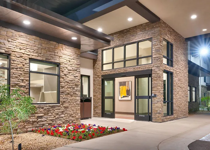By Marriott Phoenix West/avondale Hotel 3*